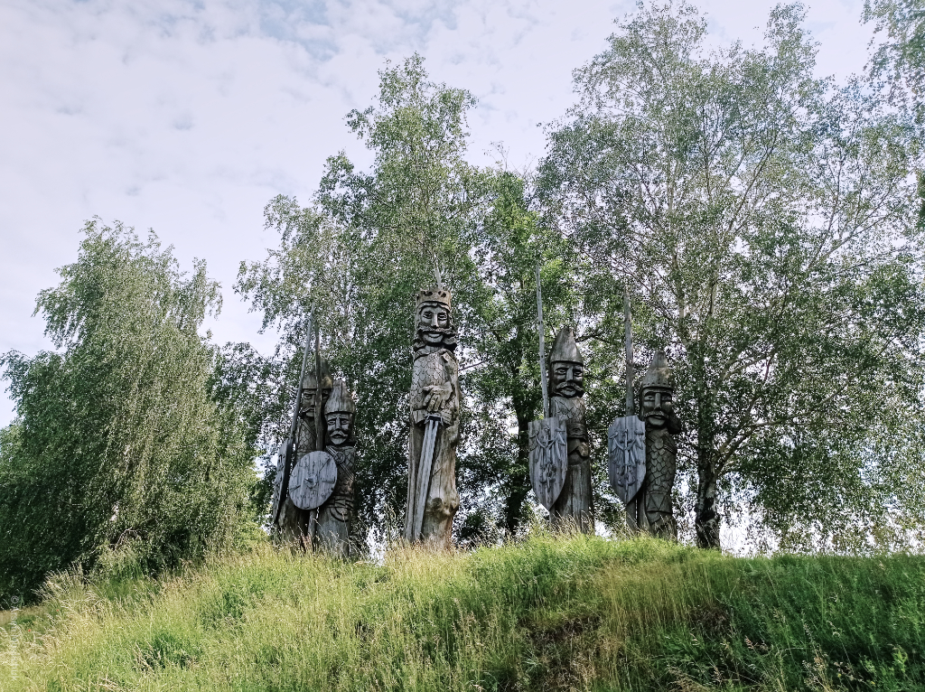 П’ясти